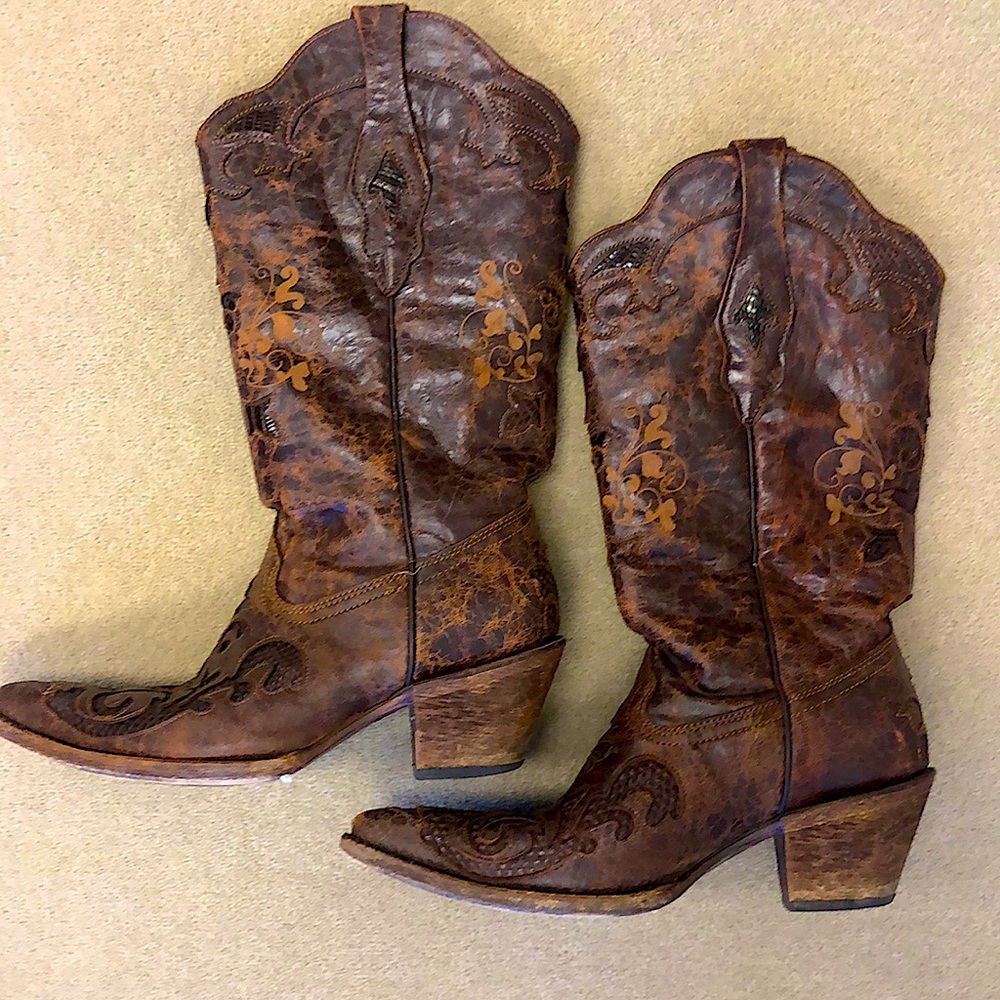 Corral boots Sz 7!